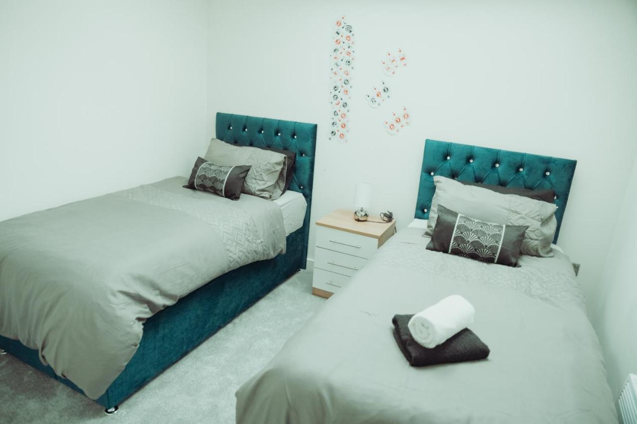 Bv Rare 3 Bedrooms At Conditioning House Bradford Perfect For Contractors Extérieur photo