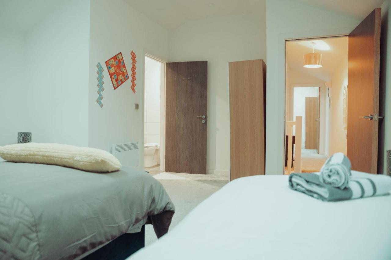Bv Rare 3 Bedrooms At Conditioning House Bradford Perfect For Contractors Extérieur photo